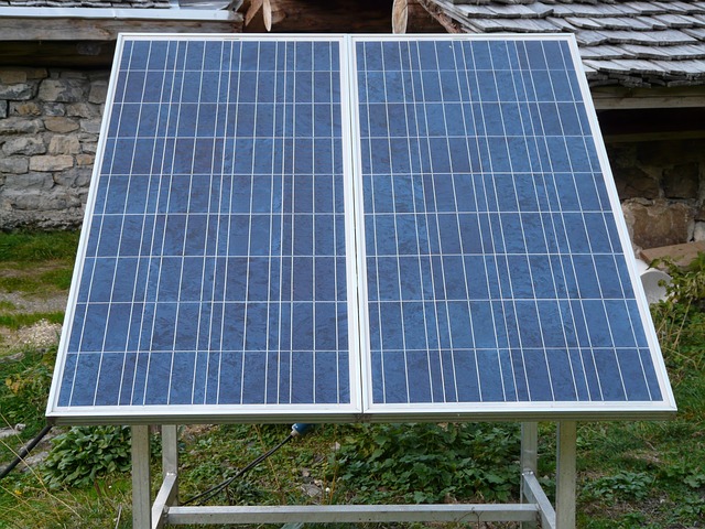 Solaranlage - Solarzellen aufgeständert Solaranlage - Solarzellen aufgeständert